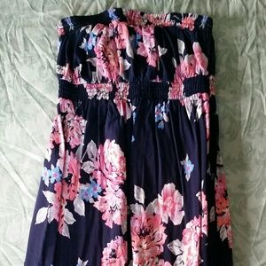 Maternity maxi dress